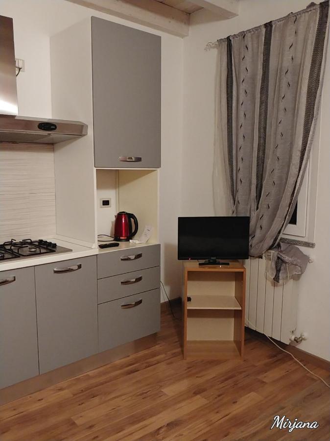 Appartamento Masha Como Mozzate Екстериор снимка