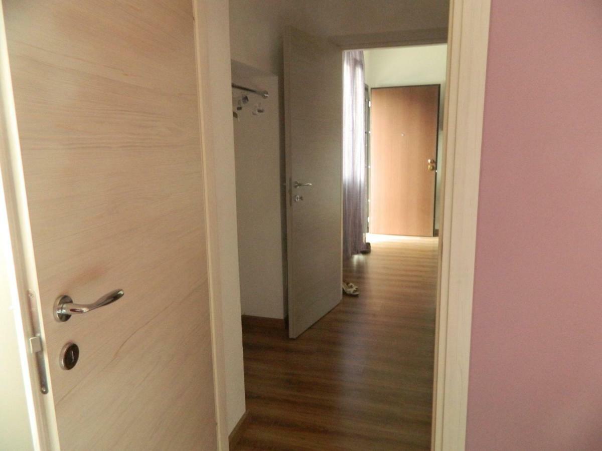 Appartamento Masha Como Mozzate Екстериор снимка